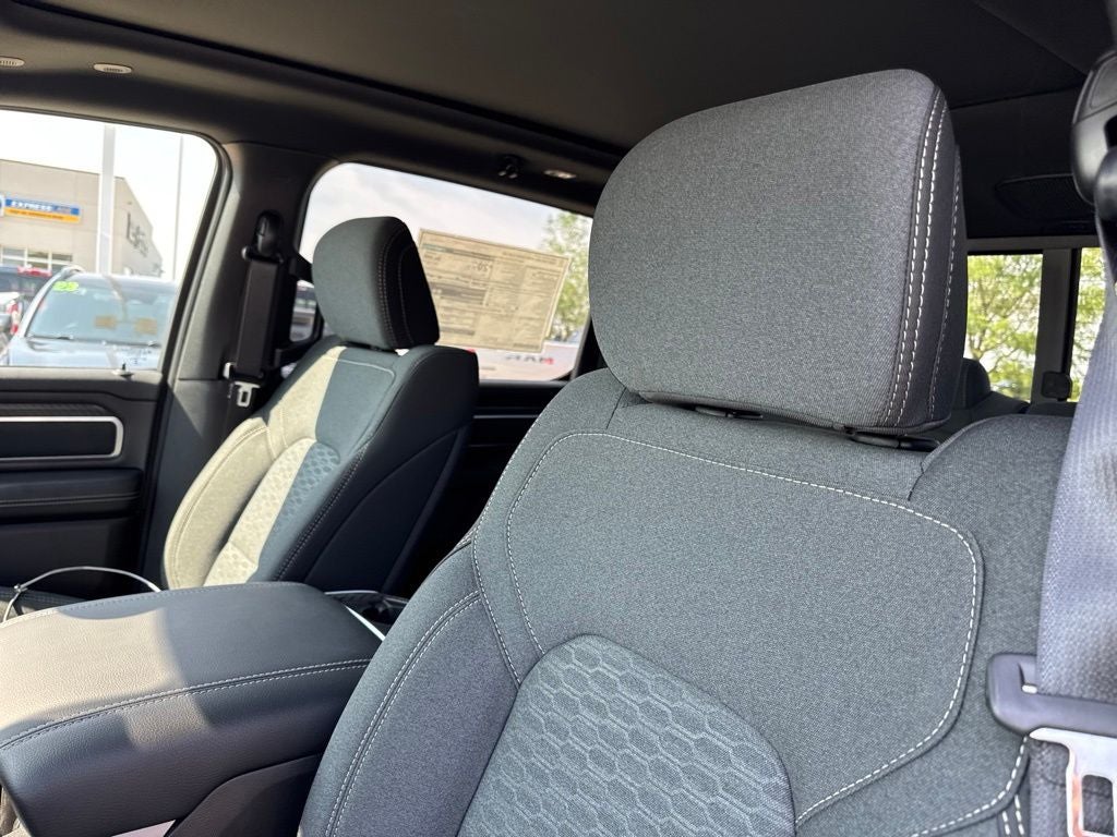2026 RAM 1500 RAM 1500 BIG HORN CREW CAB 4X4 5'7' BOX