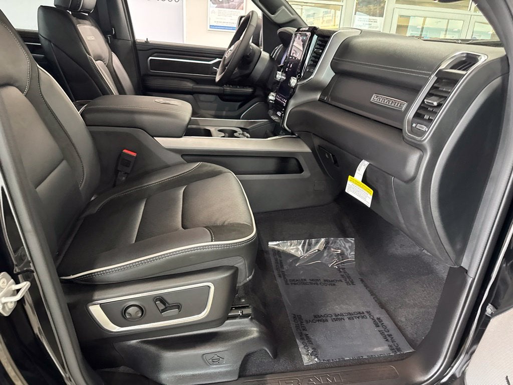 2027 RAM Ram 1500 RAM 1500 LARAMIE CREW CAB 4X4 5'7' BOX