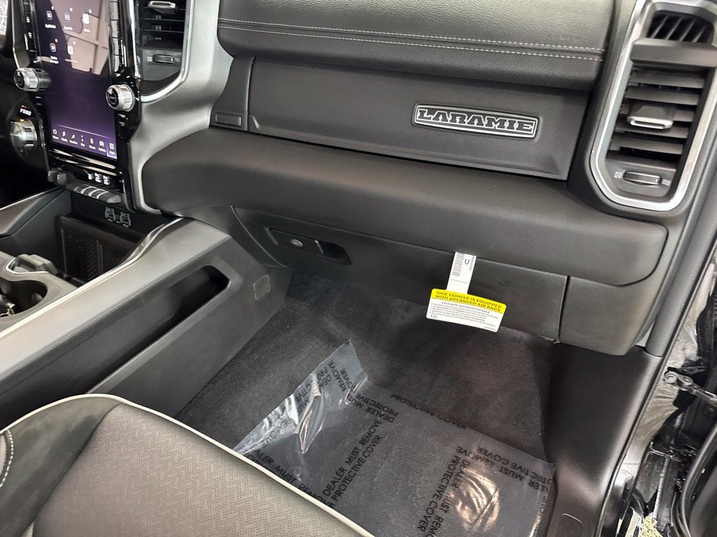 2027 RAM Ram 1500 RAM 1500 LARAMIE CREW CAB 4X4 5'7' BOX