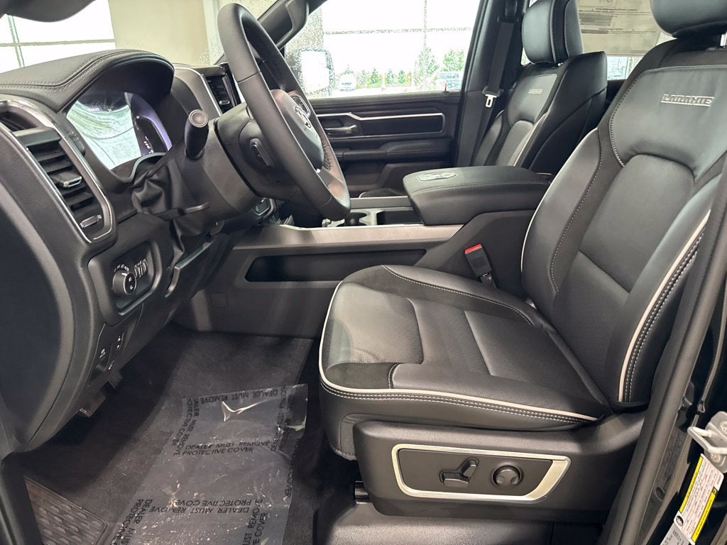 2027 RAM Ram 1500 RAM 1500 LARAMIE CREW CAB 4X4 5'7' BOX