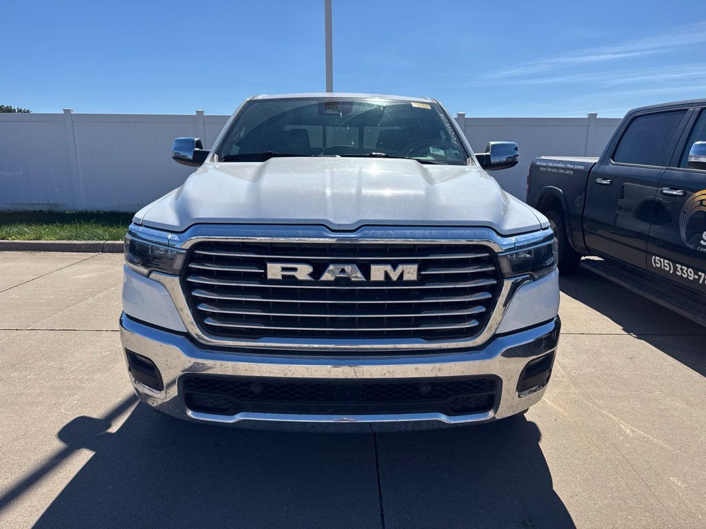 2026 RAM 1500 Laramie Crew Cab 4x4 5'7' Box