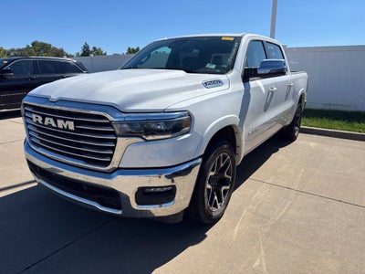 2026 RAM 1500 Laramie Crew Cab 4x4 5'7' Box