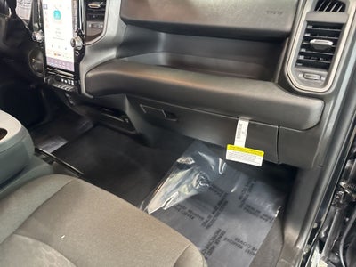 2026 RAM Ram 2500 RAM 2500 BLACK EXPRESS CREW CAB 4X4 6'4' BOX