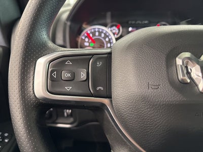 2026 RAM Ram 2500 RAM 2500 BLACK EXPRESS CREW CAB 4X4 6'4' BOX