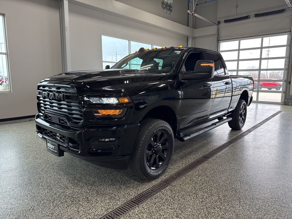 2026 RAM Ram 2500 RAM 2500 BLACK EXPRESS CREW CAB 4X4 6'4' BOX