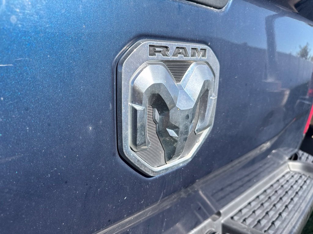 2022 RAM 2500 Tradesman Crew Cab 4x4 6'4' Box