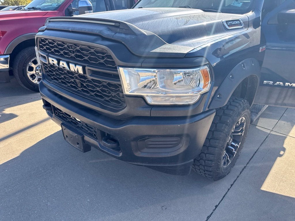 2022 RAM 2500 Tradesman Crew Cab 4x4 6'4' Box