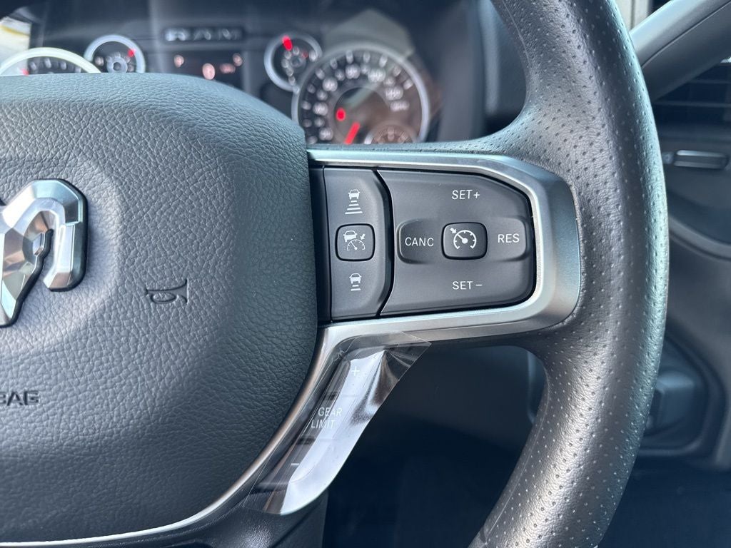 2026 RAM Ram 2500 RAM 2500 BLACK EXPRESS CREW CAB 4X4 6'4' BOX