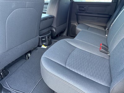 2026 RAM Ram 2500 RAM 2500 BLACK EXPRESS CREW CAB 4X4 6'4' BOX