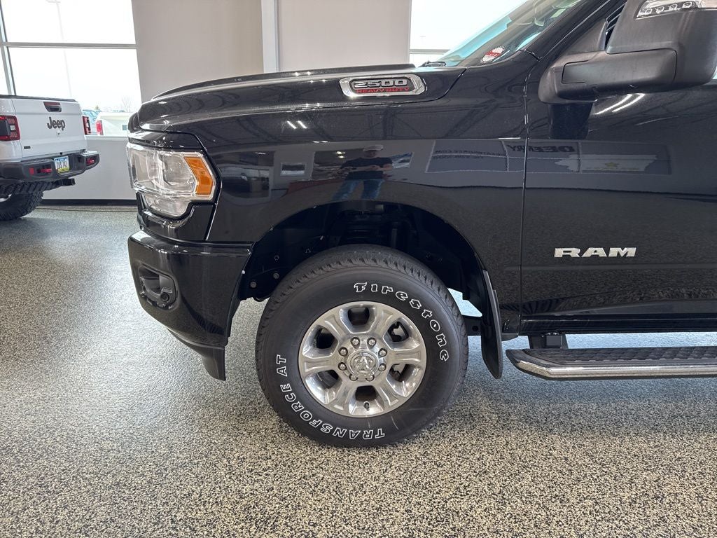 2023 RAM 2500 Big Horn Crew Cab 4x4 6'4' Box