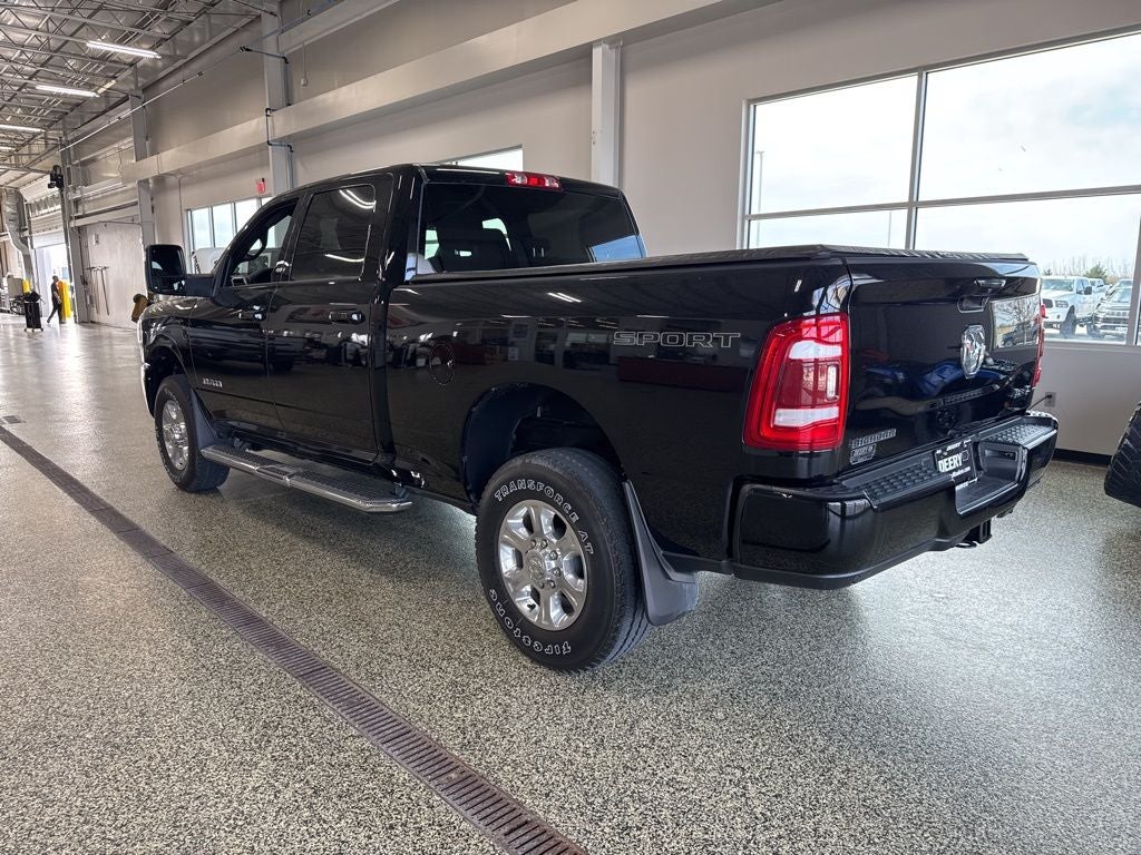 2023 RAM 2500 Big Horn Crew Cab 4x4 6'4' Box