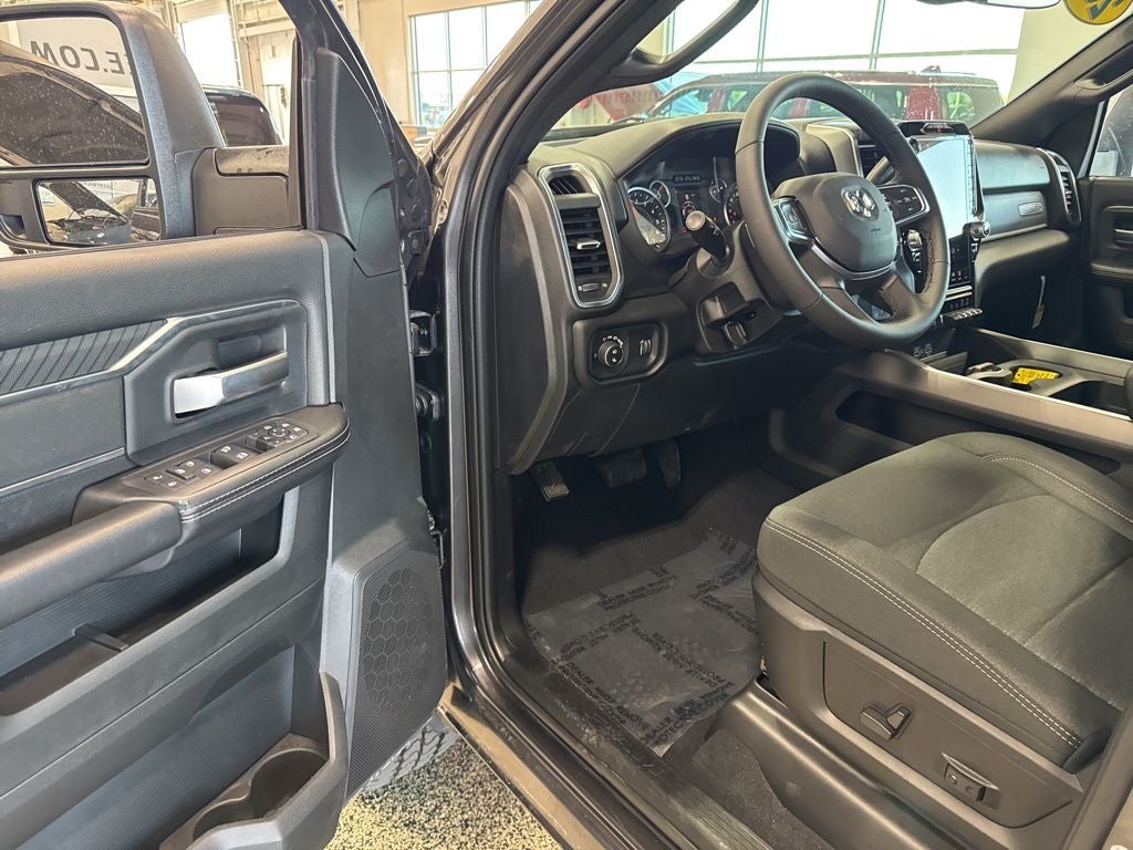 2025 RAM Ram 2500 RAM 2500 BIG HORN CREW CAB 4X4 6'4' BOX