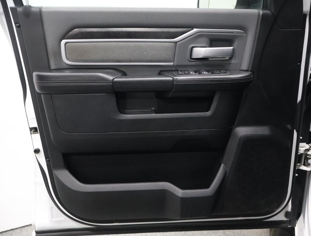 2021 RAM 2500 Big Horn Crew Cab 4x4 6'4' Box