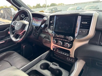 2019 RAM 2500 Laramie Crew Cab 4x4 6'4' Box