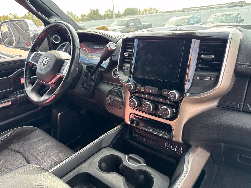 2019 RAM 2500 Laramie Crew Cab 4x4 6'4' Box