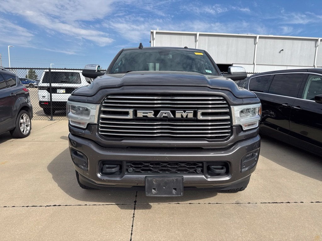 2019 RAM 2500 Laramie Crew Cab 4x4 6'4' Box