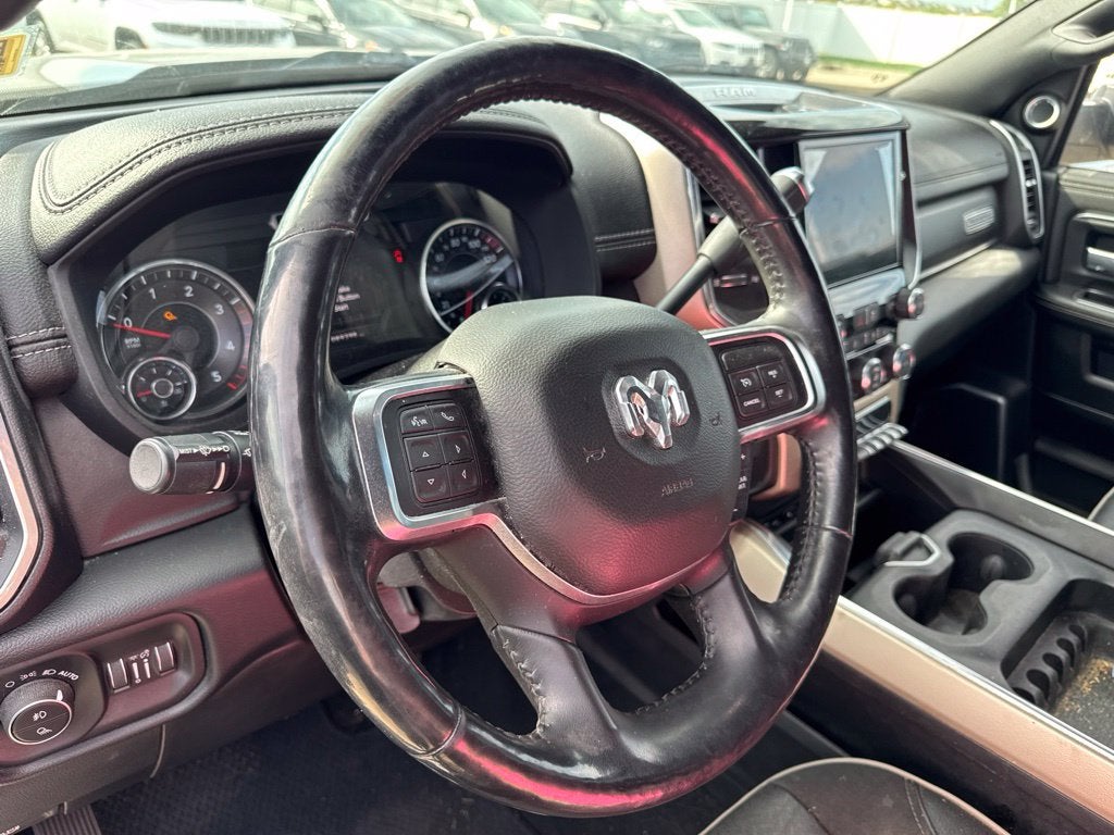 2019 RAM 2500 Laramie Crew Cab 4x4 6'4' Box