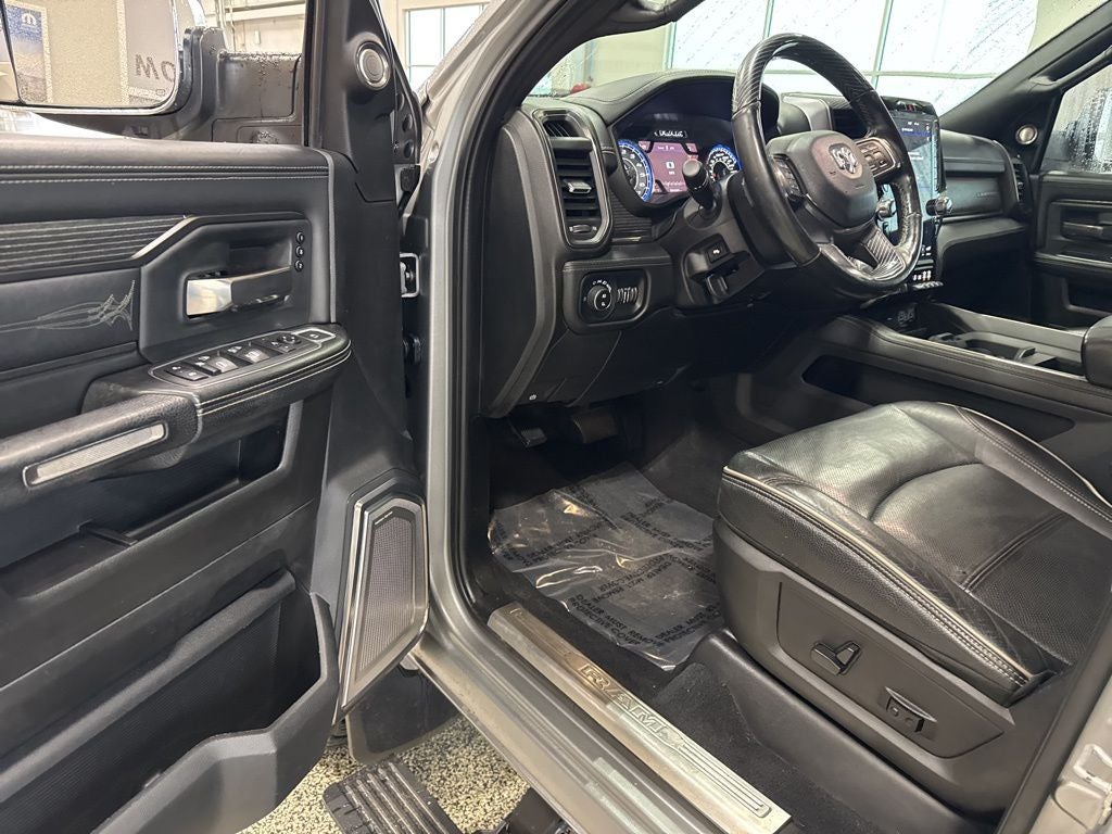 2019 RAM 2500 Limited Mega Cab 4x4 6'4' Box