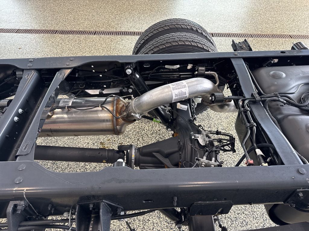 2026 RAM Ram 5500 Chassis Cab RAM 5500 TRADESMAN CHASSIS CREW CAB 4X4 60' CA