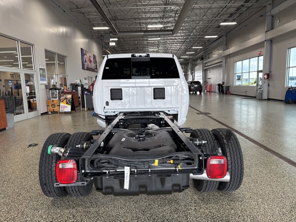 2026 RAM Ram 5500 Chassis Cab RAM 5500 TRADESMAN CHASSIS CREW CAB 4X4 60' CA