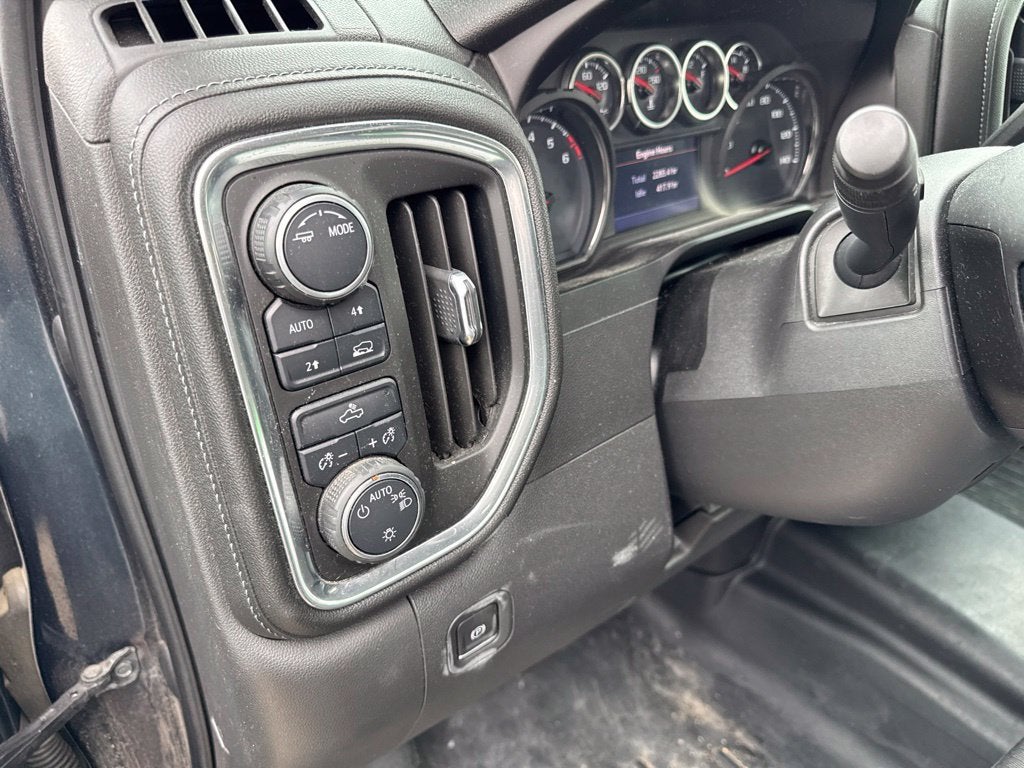 2020 Chevrolet Silverado 1500 4WD Crew Cab Short Bed LT