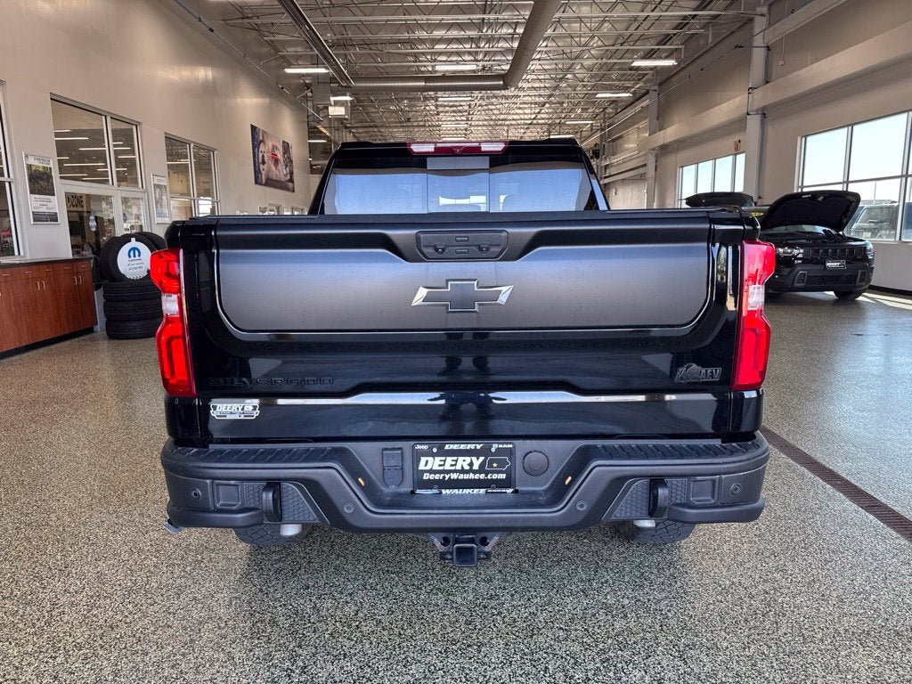 2024 Chevrolet Silverado 1500 4WD Crew Cab Short Bed ZR2