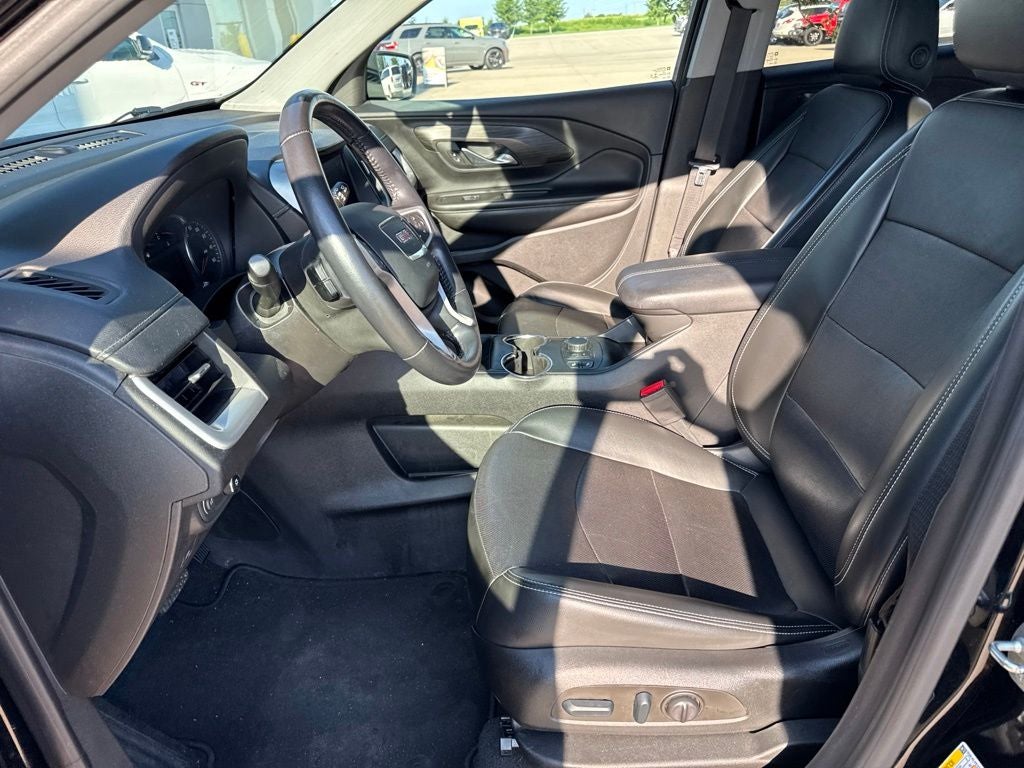 2022 GMC Terrain AWD SLT