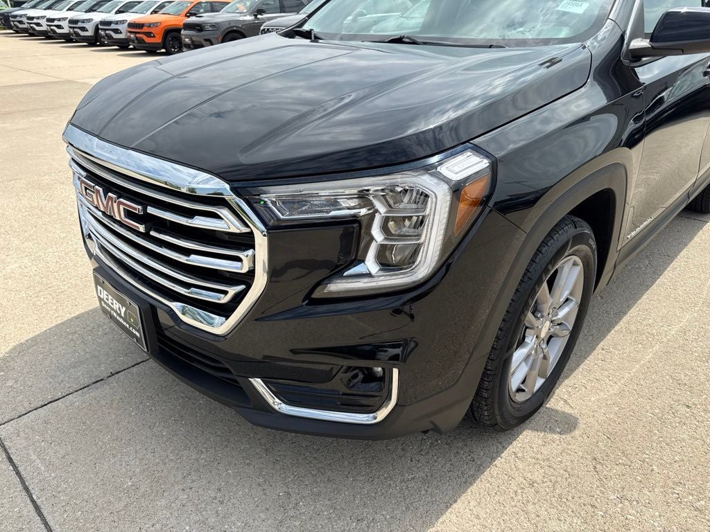2022 GMC Terrain AWD SLT