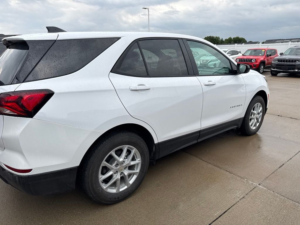 2023 Chevrolet Equinox AWD LS