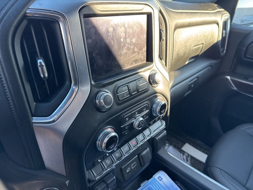 2021 GMC Sierra 1500 4WD Crew Cab Short Box SLT