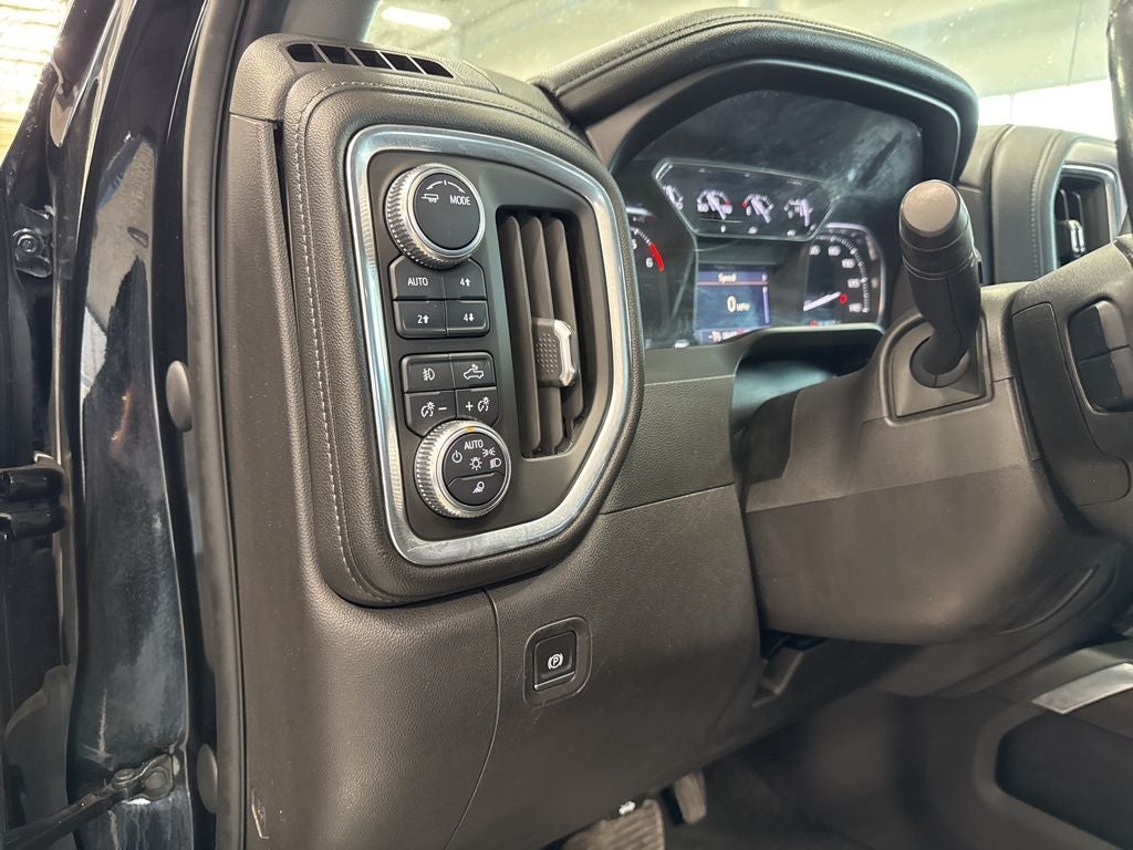 2021 GMC Sierra 1500 4WD Crew Cab Short Box SLT