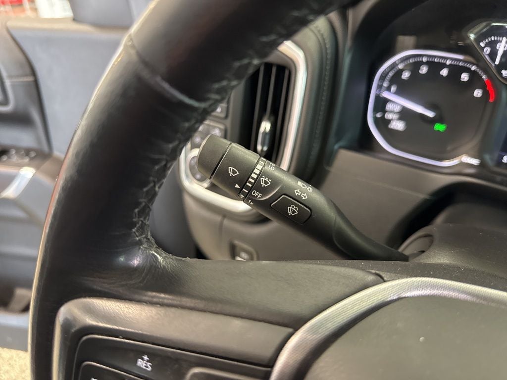 2021 GMC Sierra 1500 4WD Crew Cab Short Box SLT