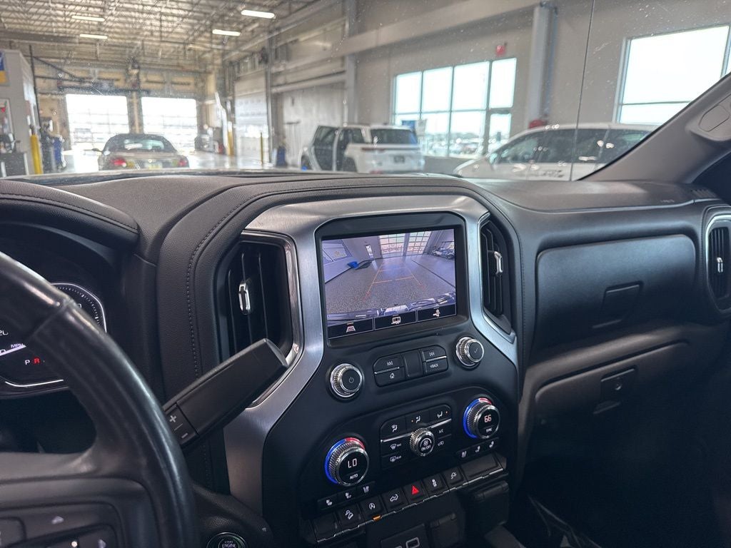 2021 GMC Sierra 1500 4WD Crew Cab Short Box SLT