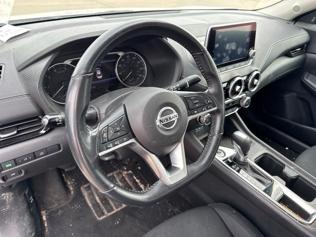 2022 Nissan Sentra SV Xtronic CVT