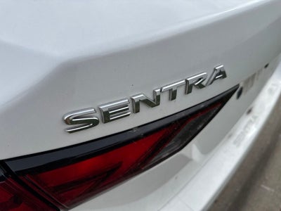 2022 Nissan Sentra SV Xtronic CVT