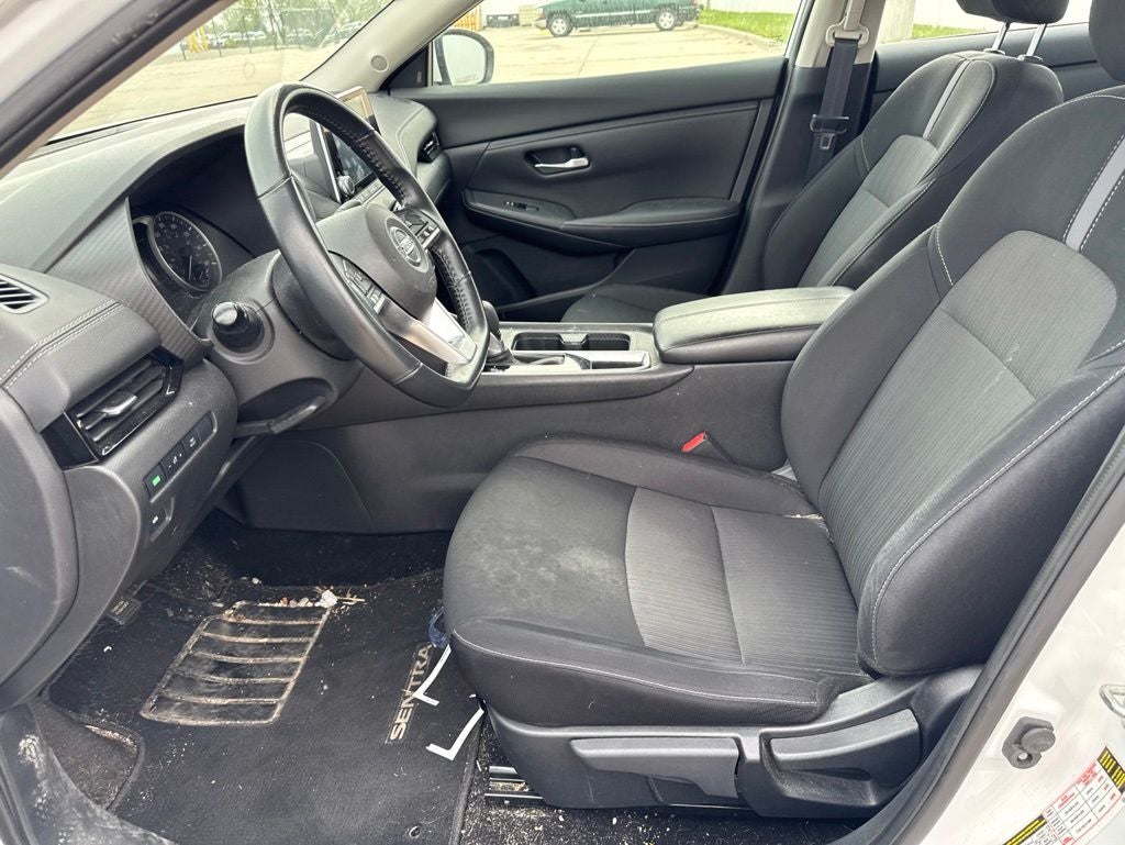 2022 Nissan Sentra SV Xtronic CVT