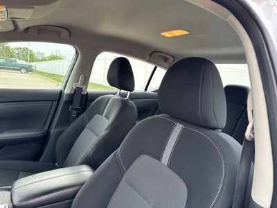 2022 Nissan Sentra SV Xtronic CVT