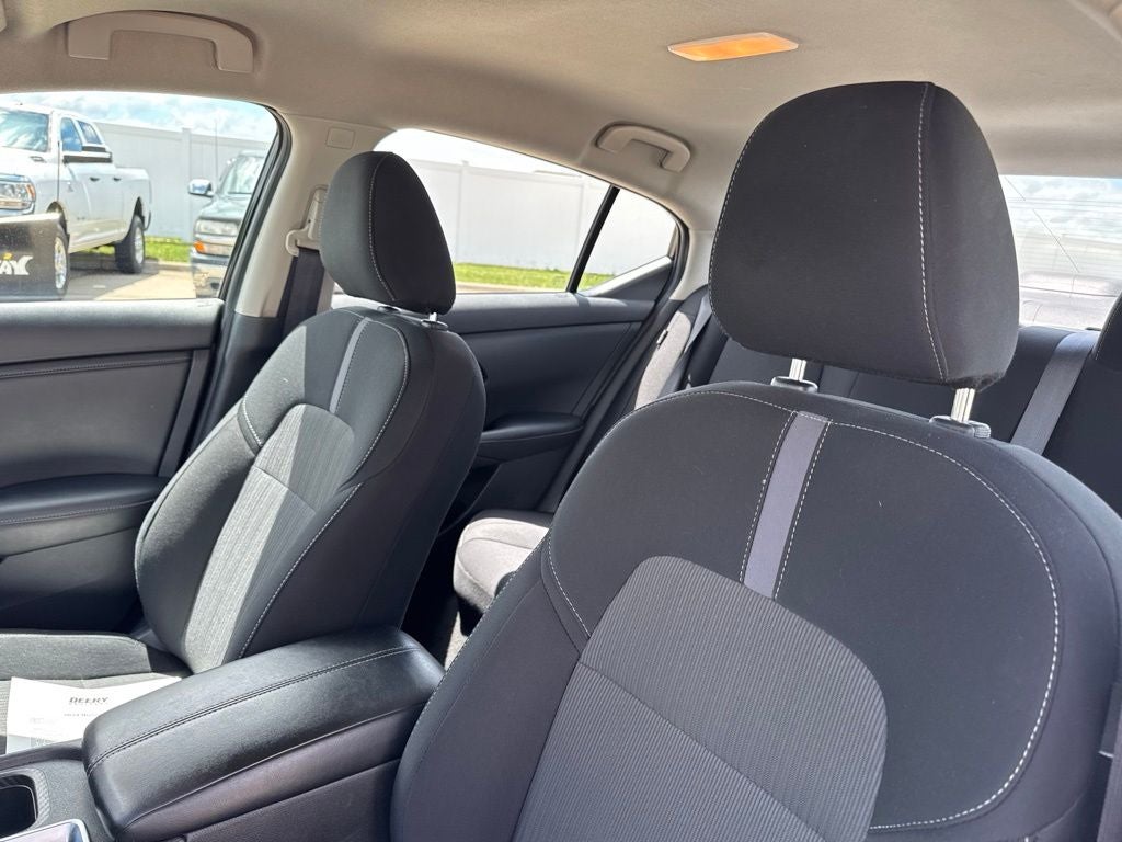 2024 Nissan Sentra SV Xtronic CVT