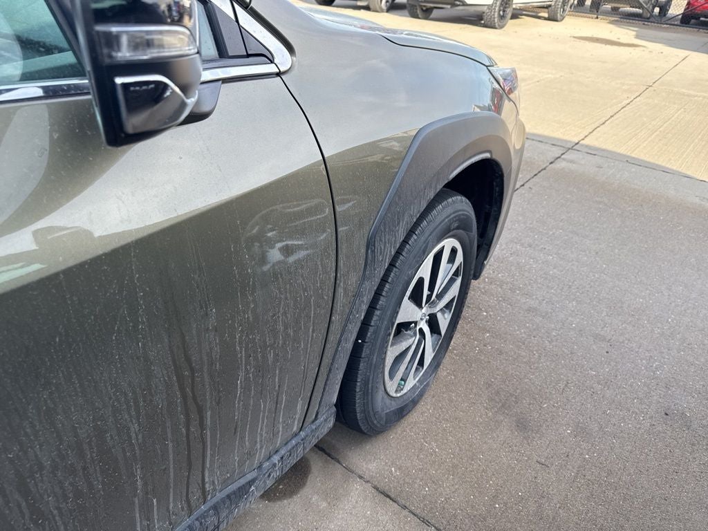 2023 Subaru Outback Premium