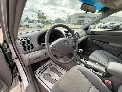2005 Toyota Camry LE