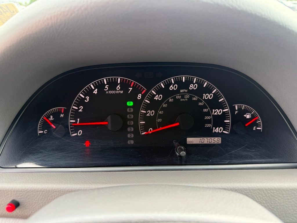 2005 Toyota Camry LE