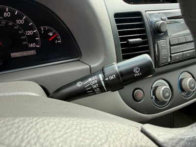 2005 Toyota Camry LE