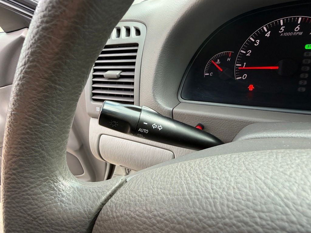 2005 Toyota Camry LE