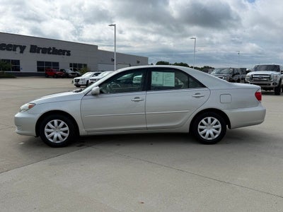 2005 Toyota Camry LE