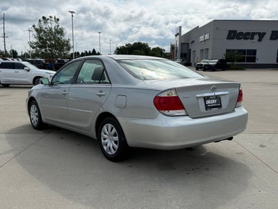 2005 Toyota Camry LE