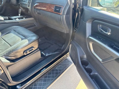 2015 Nissan Armada Platinum