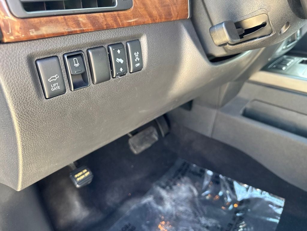 2015 Nissan Armada Platinum