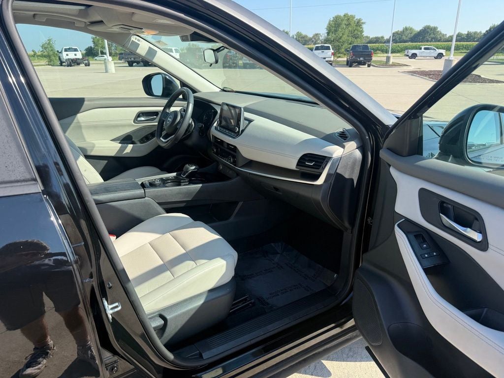 2023 Nissan Rogue SV Intelligent AWD