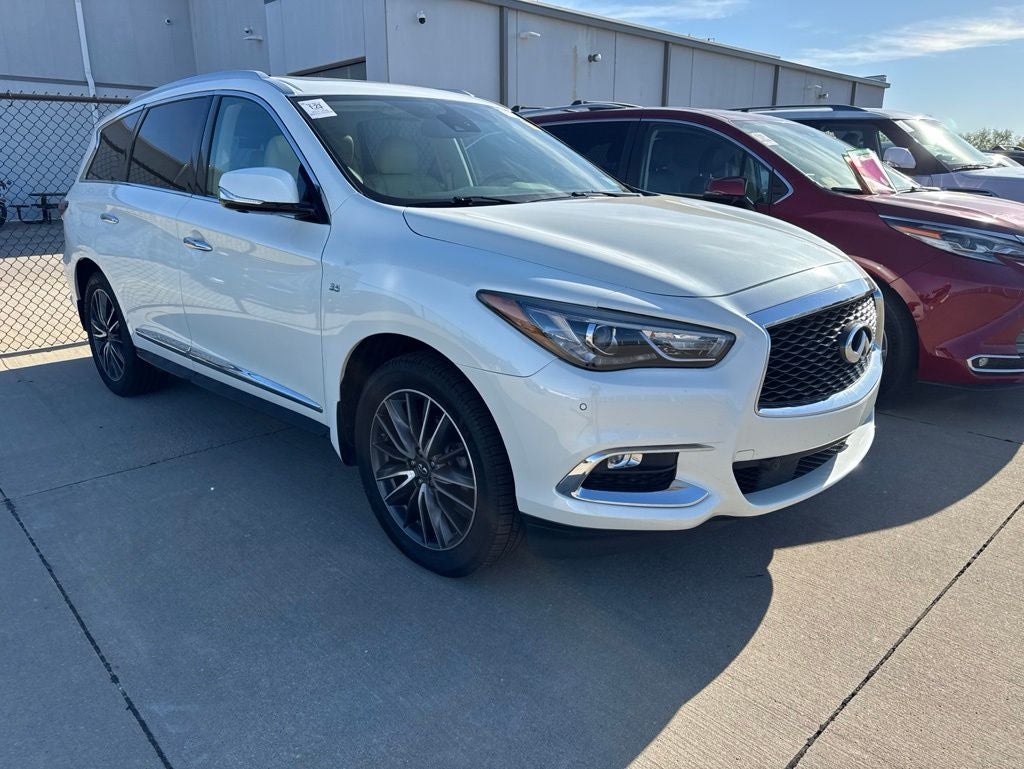 2019 INFINITI QX60 LUXE