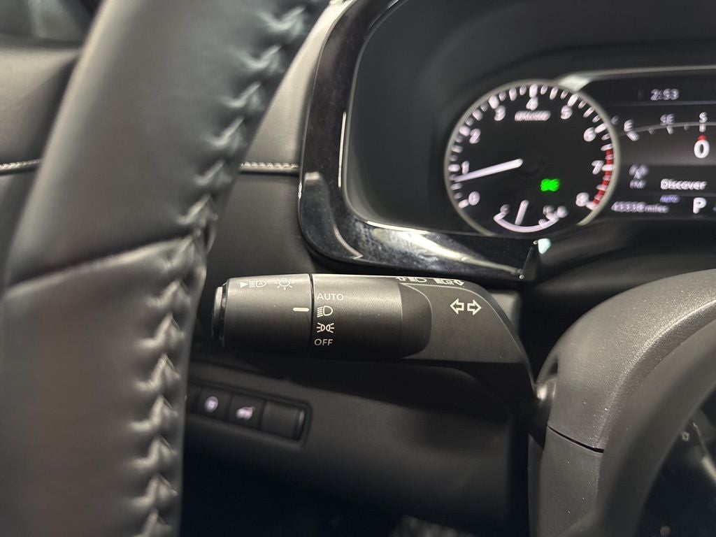 2023 Nissan Pathfinder SL 4WD